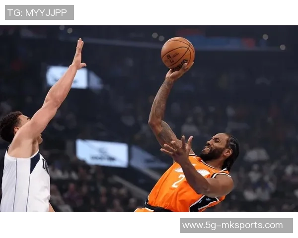 快船迎来赛季首个三连胜登卡单打与射手群默契配合助力球队表现提升